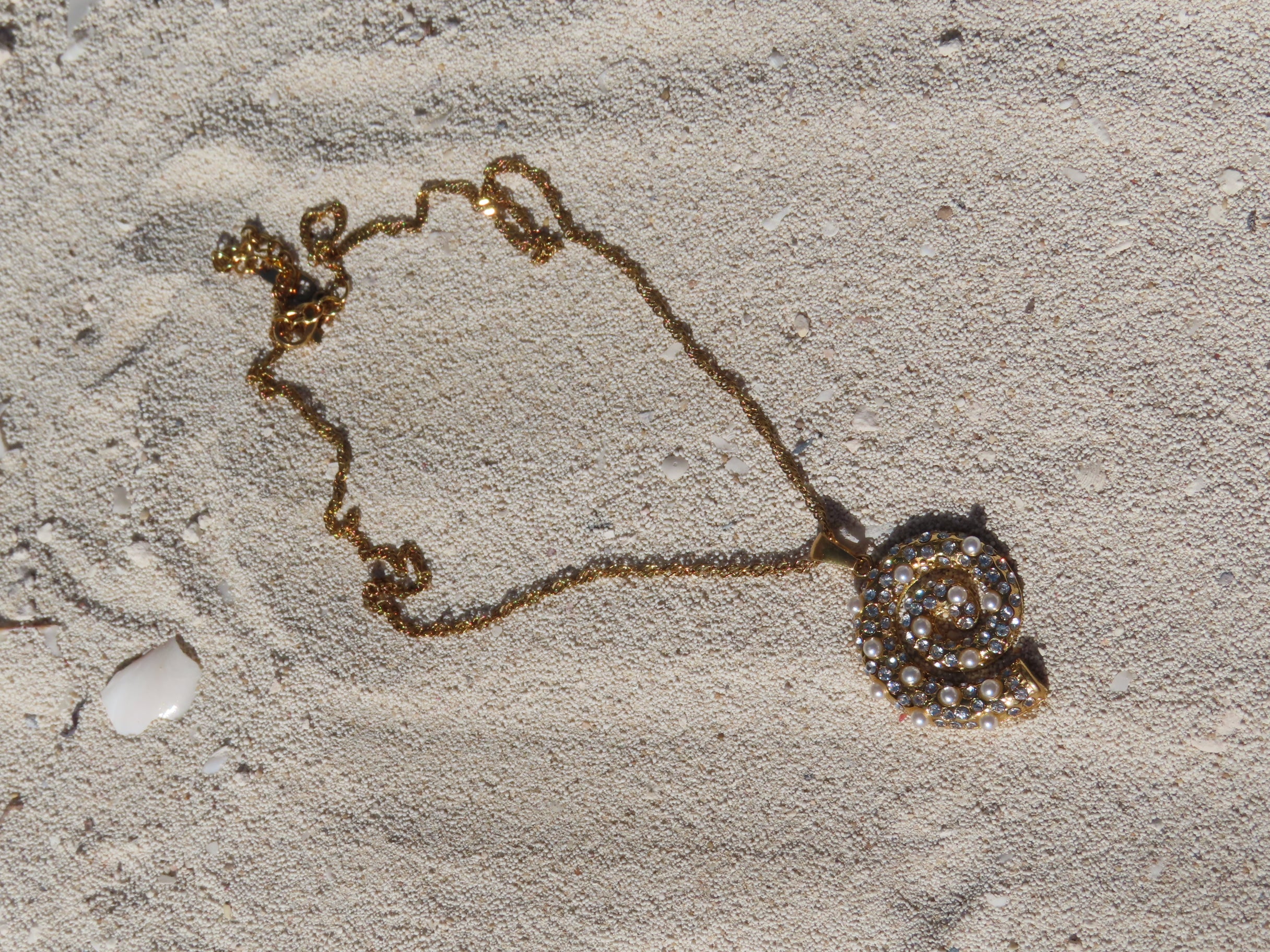 Pearl Shell necklace