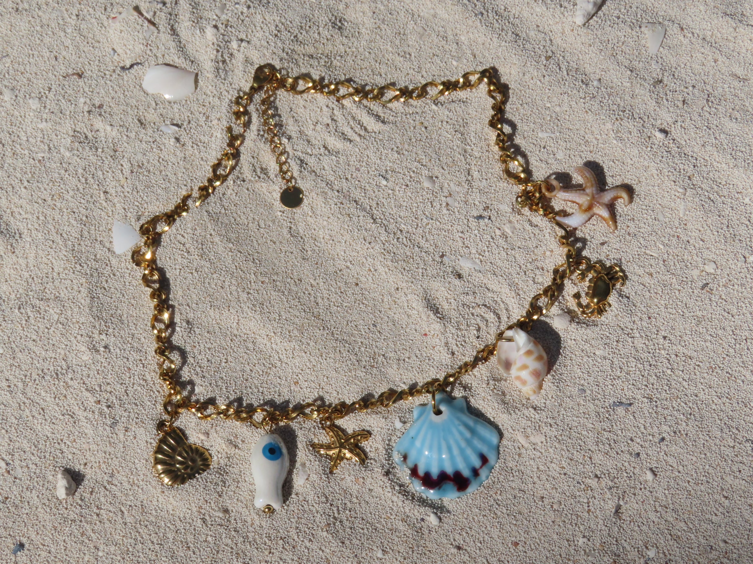Tropical blue necklace