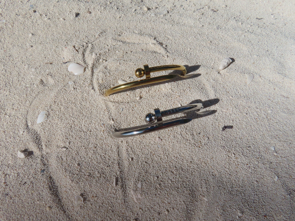 Nail Bangle