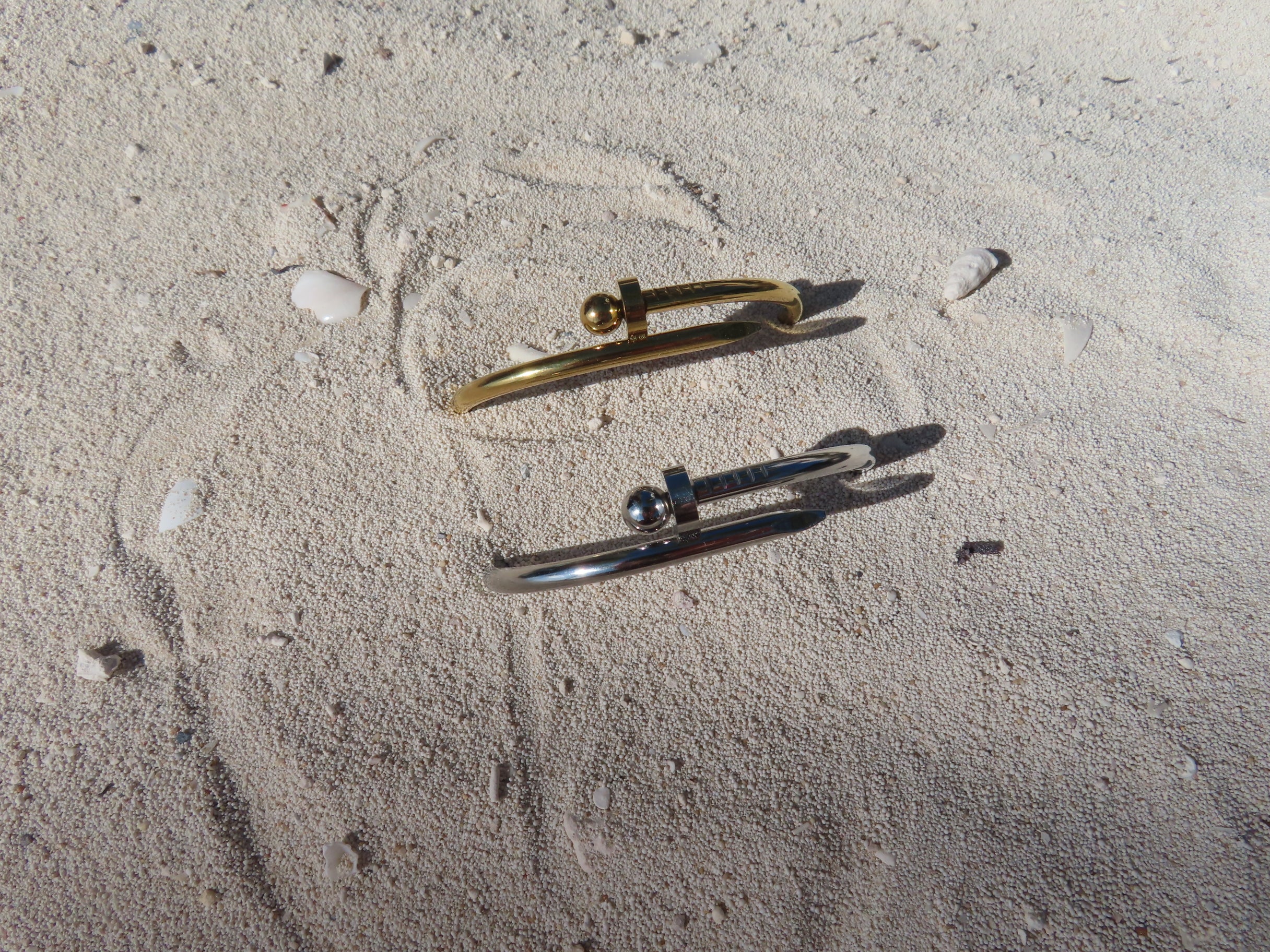 Nail Bangle