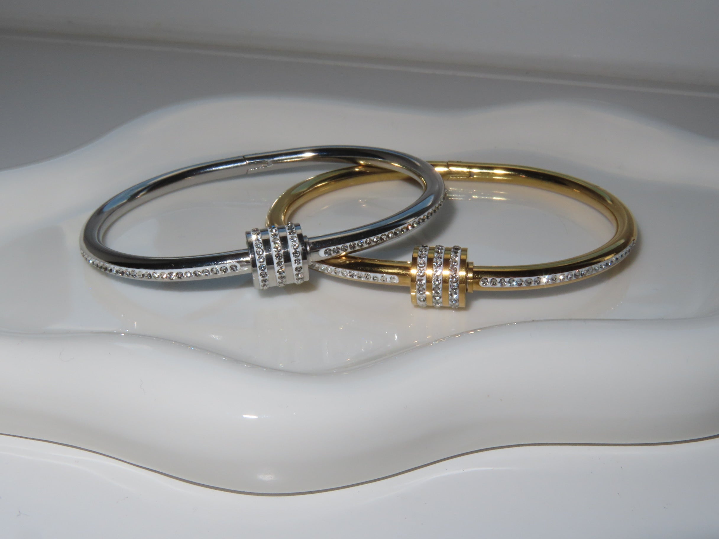 Valerian Bangle